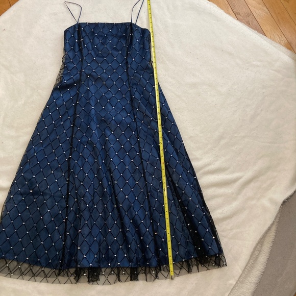 Adrianna Papell  Formal Dress 4P - Picture 7 of 14